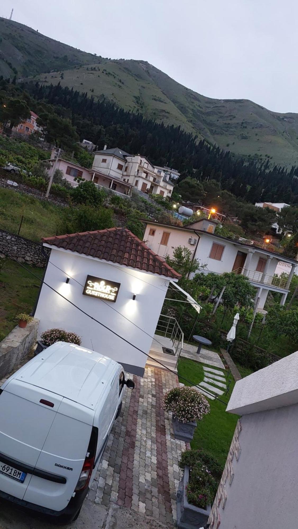 Hotel R&R Gesthouse à Široka Extérieur photo