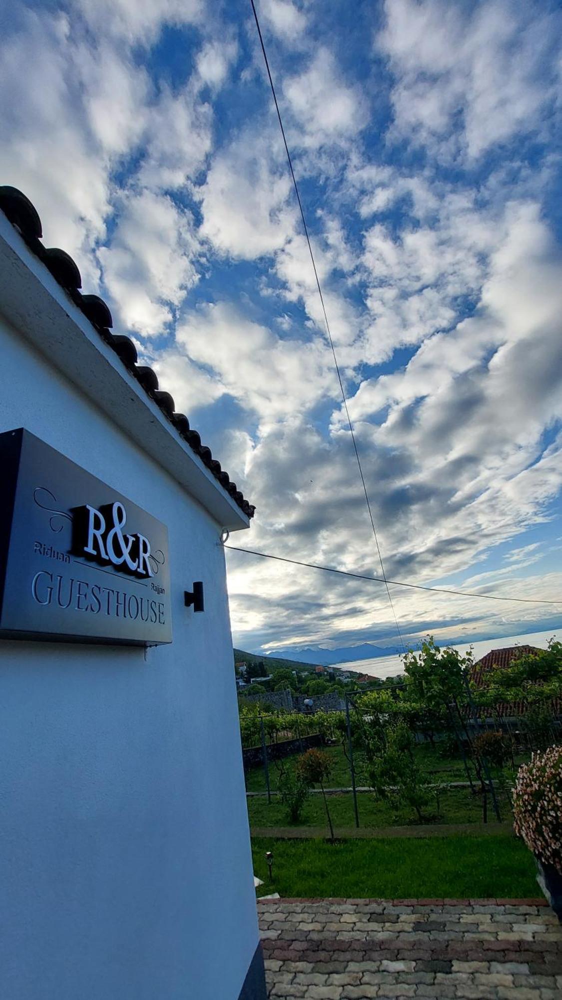 Hotel R&R Gesthouse à Široka Extérieur photo