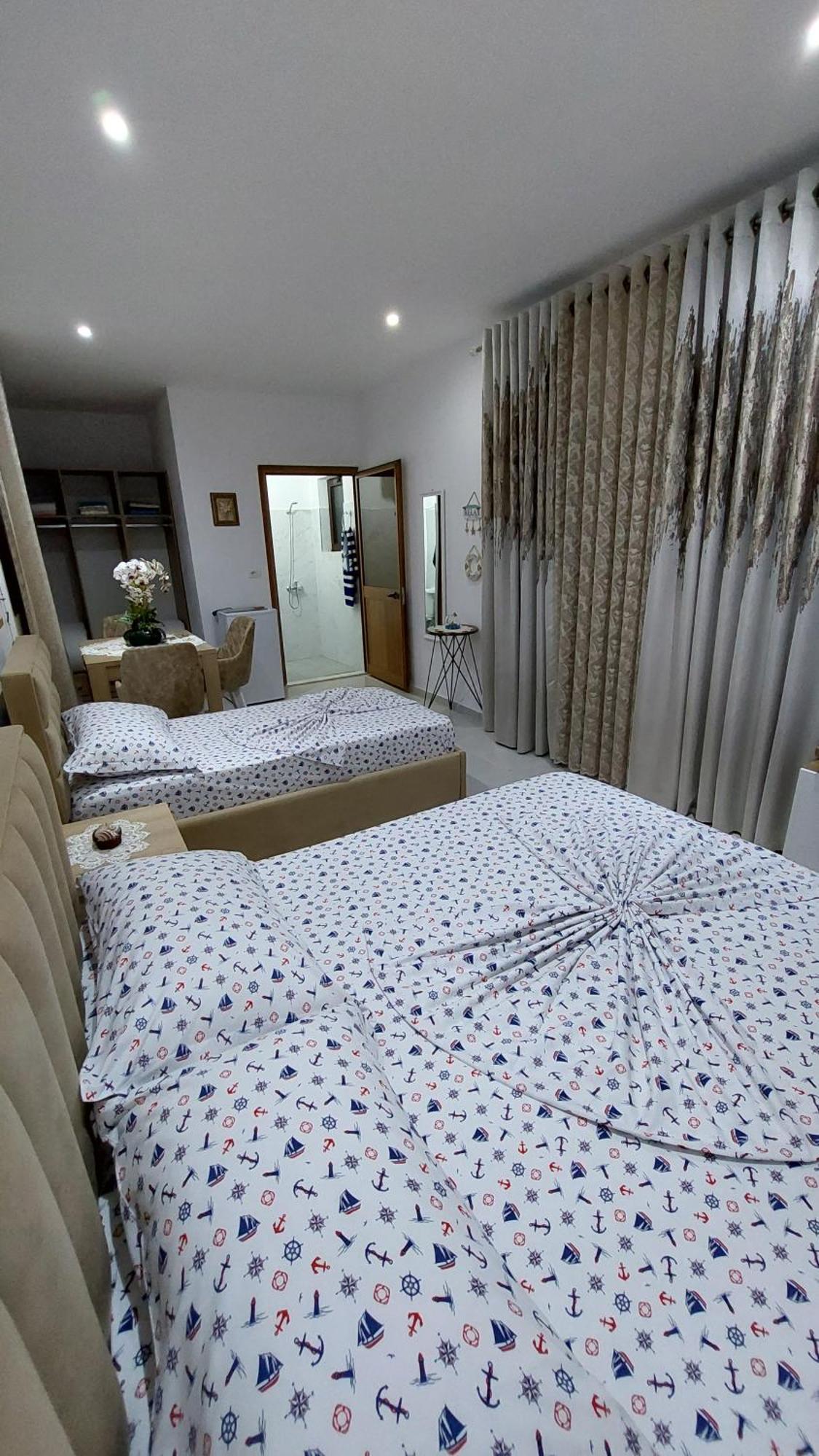 Hotel R&R Gesthouse à Široka Extérieur photo