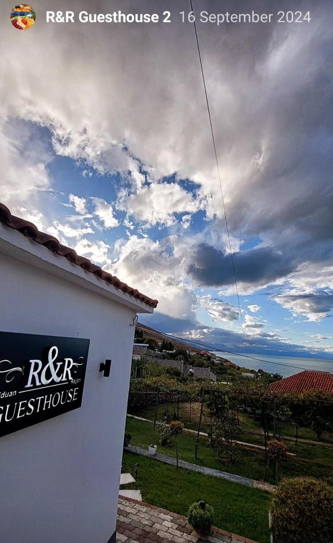Hotel R&R Gesthouse à Široka Extérieur photo